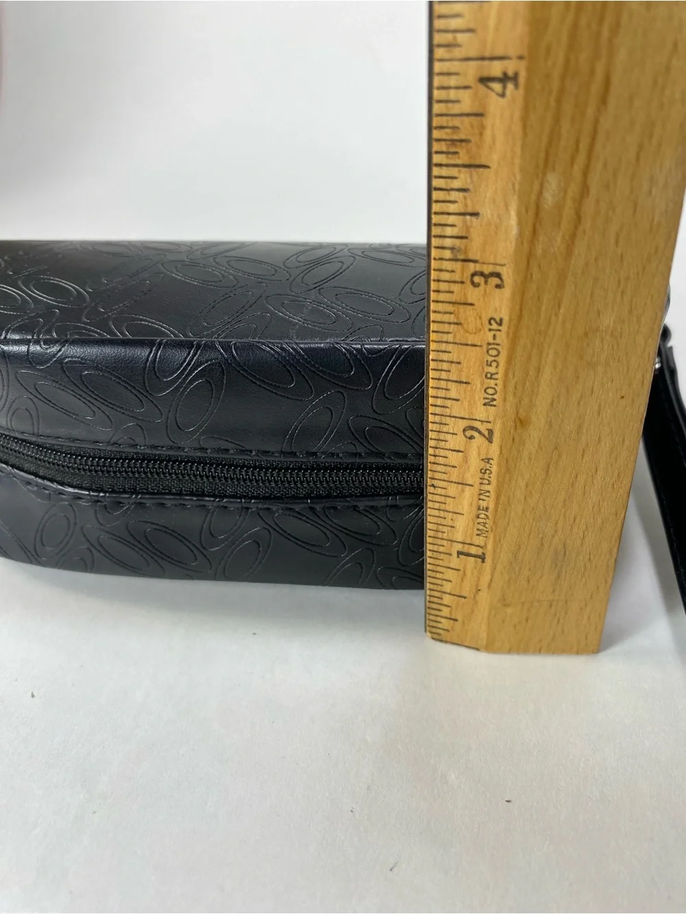 Oakley Black Embossed Logo Zipper Sunglasses Case